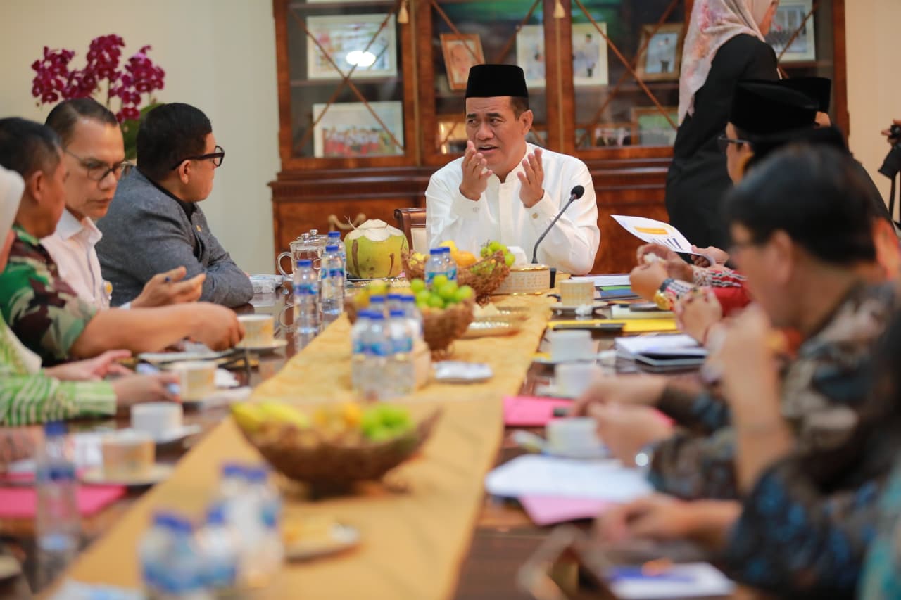 Gubernur Lampung dan 4 Bupati Temui Mentan, Perjuangkan Harga Layak untuk Petani Singkong